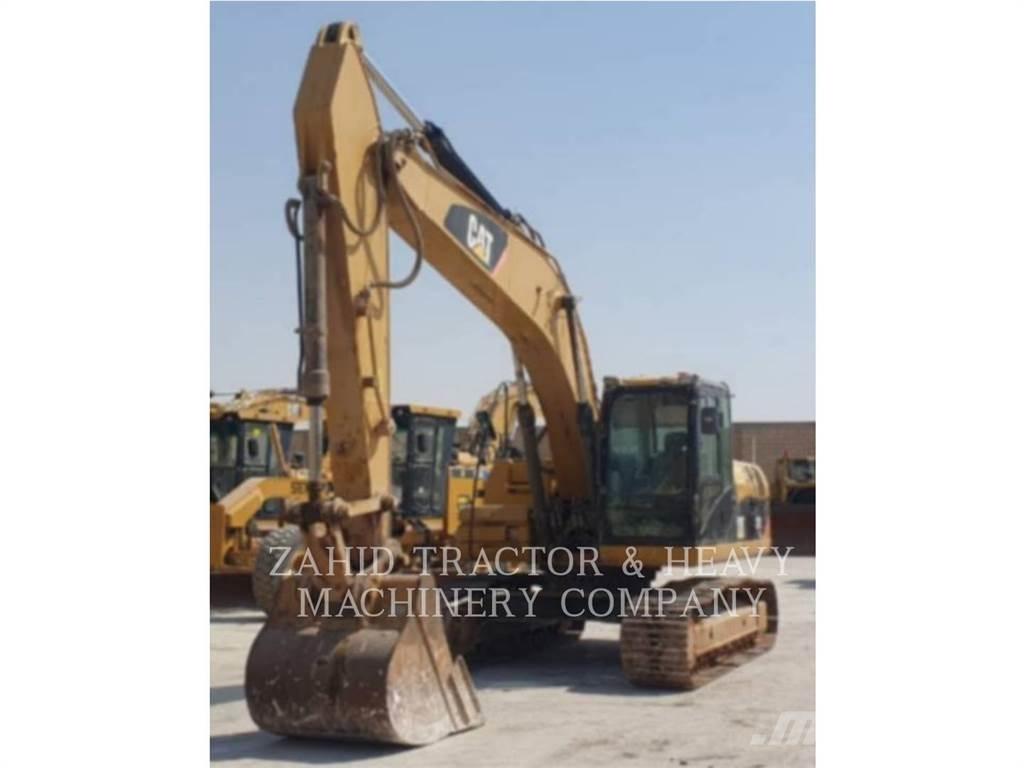 CAT 320DL Paletli ekskavatörler