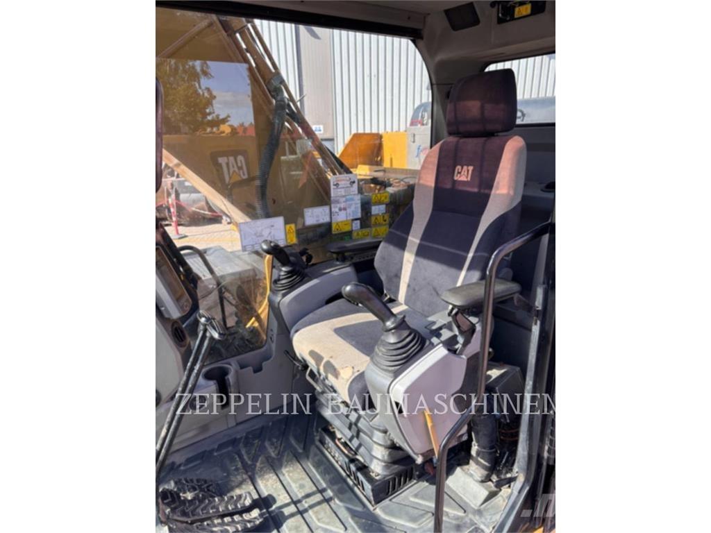 CAT 320EL Paletli ekskavatörler