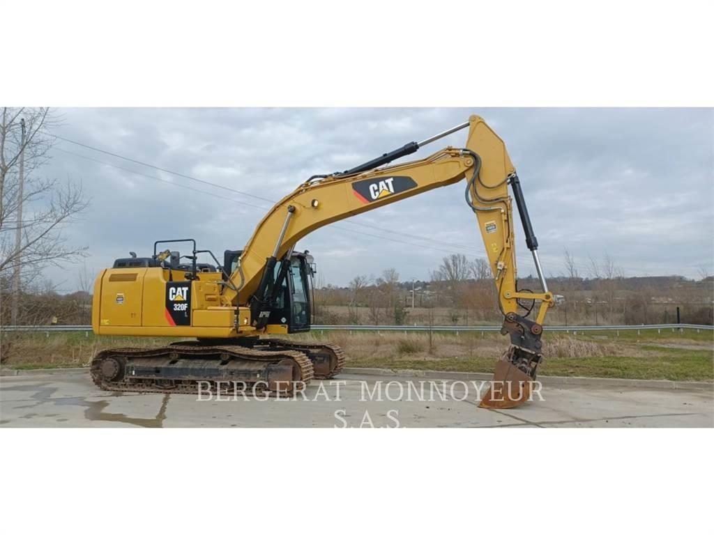 CAT 320F Paletli ekskavatörler