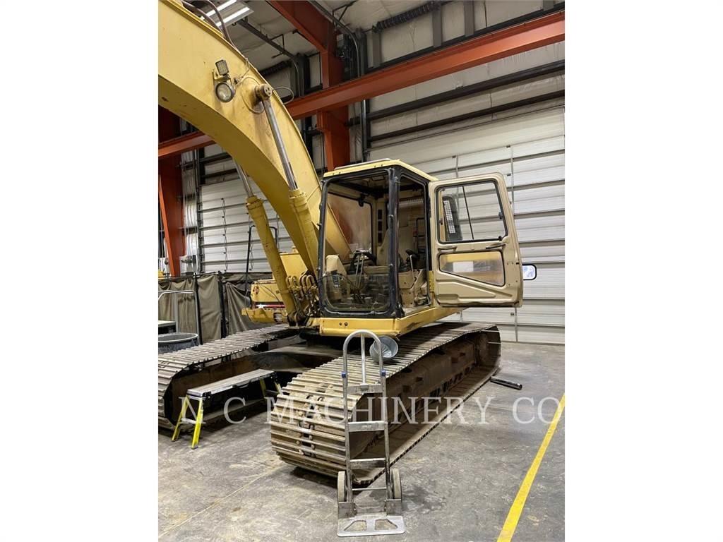CAT 320L Paletli ekskavatörler
