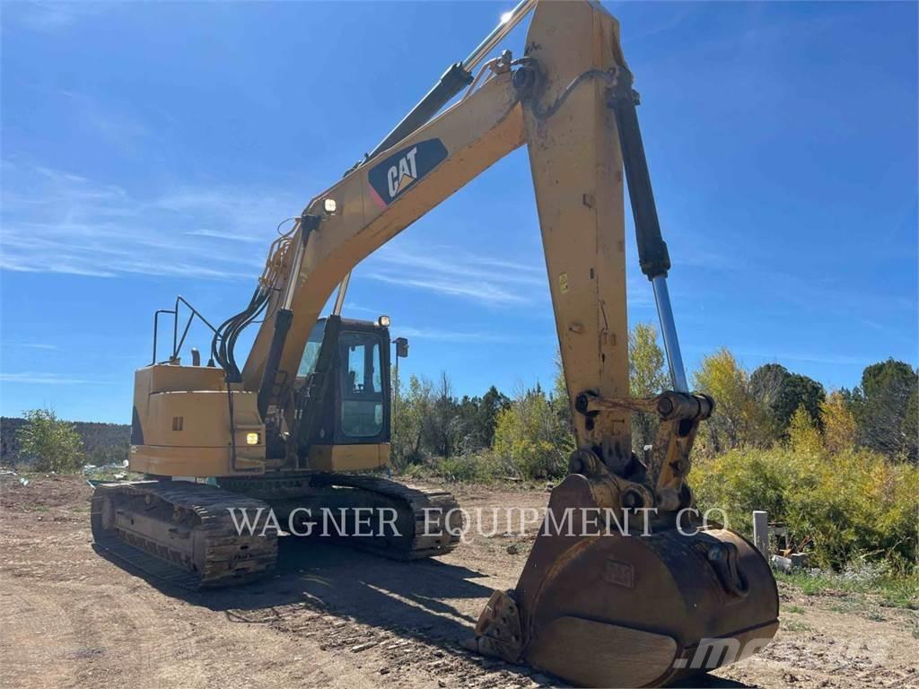 CAT 321DL TCIR Paletli ekskavatörler