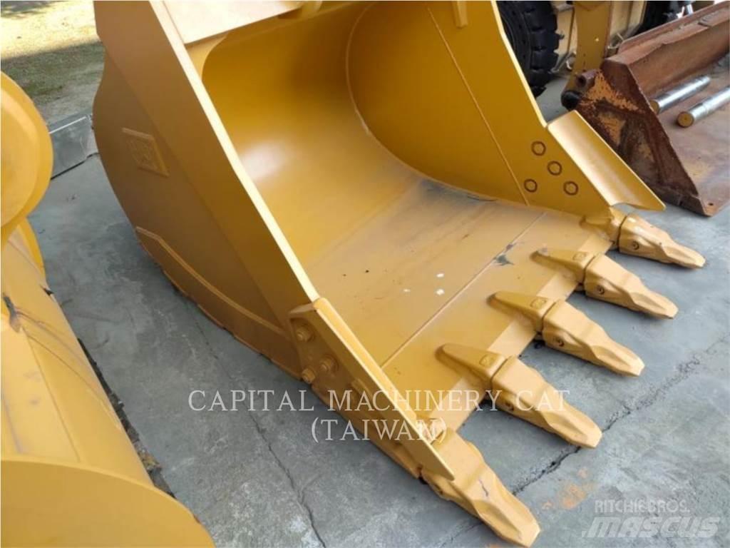 CAT 323 Kovalar
