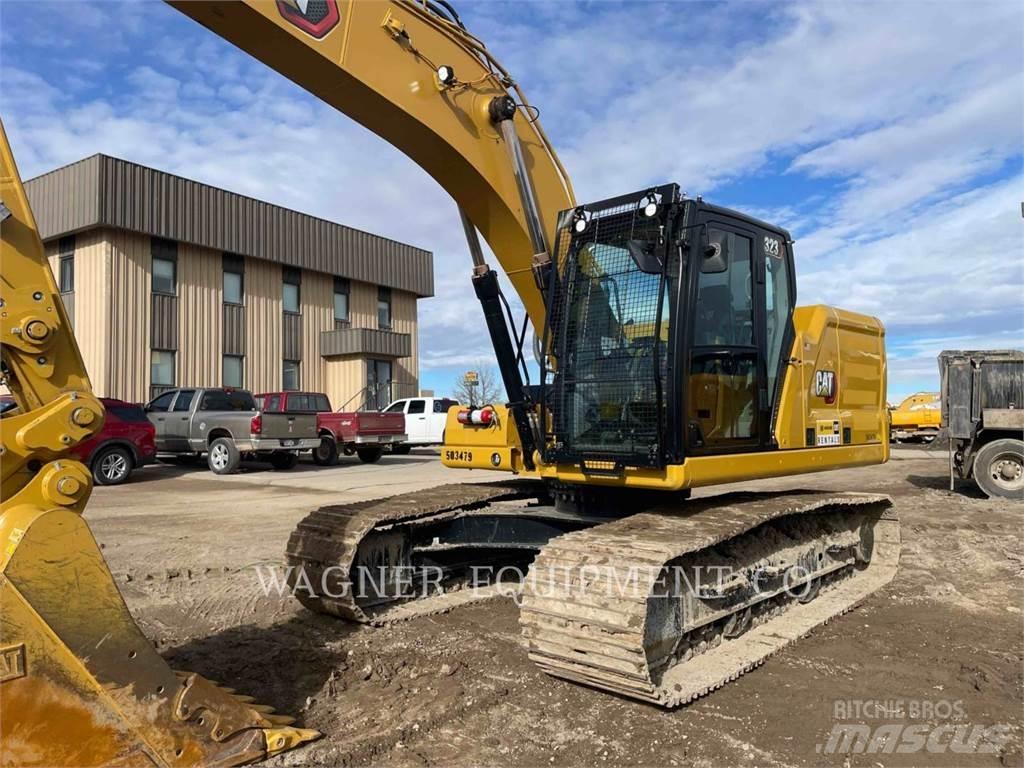 CAT 323 Paletli ekskavatörler