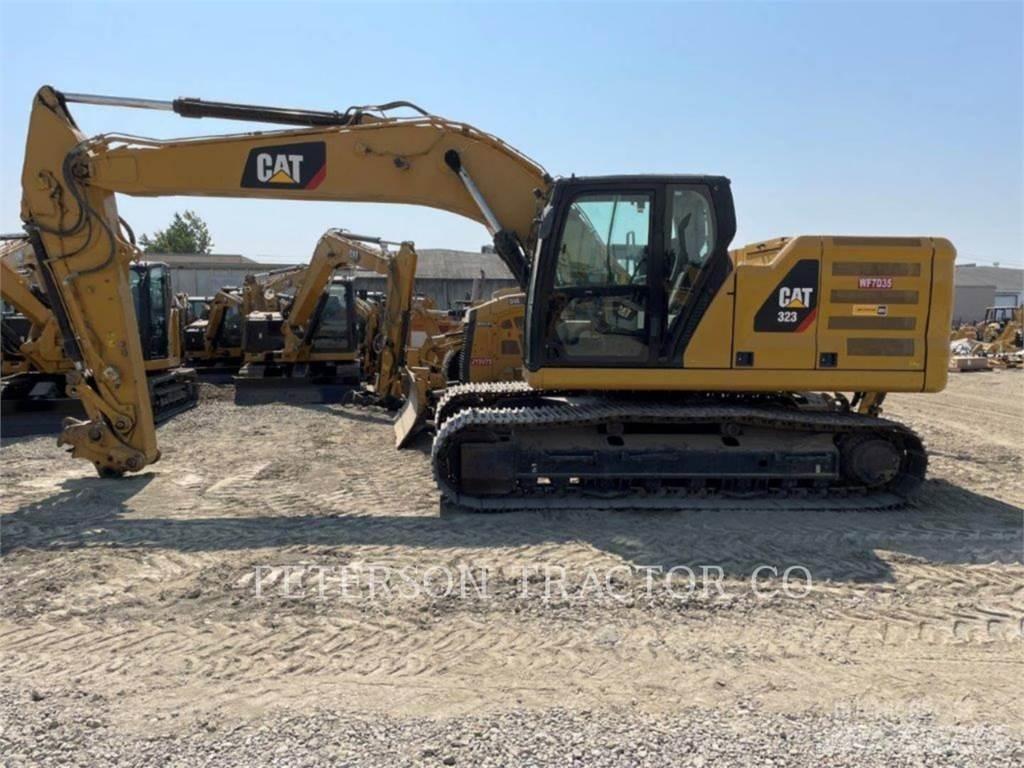 CAT 323 Paletli ekskavatörler