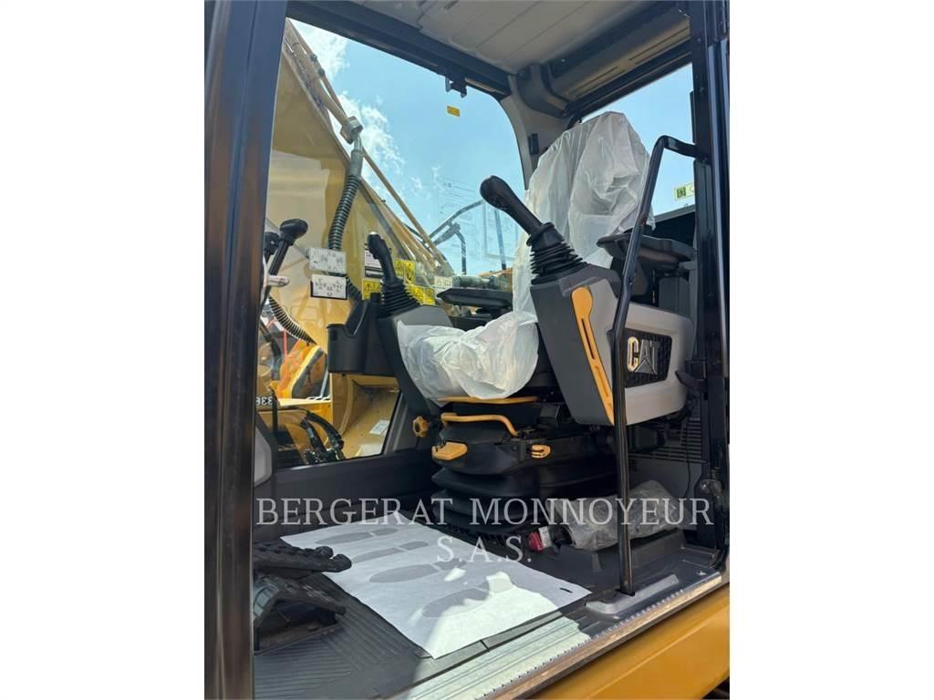 CAT 323 Paletli ekskavatörler