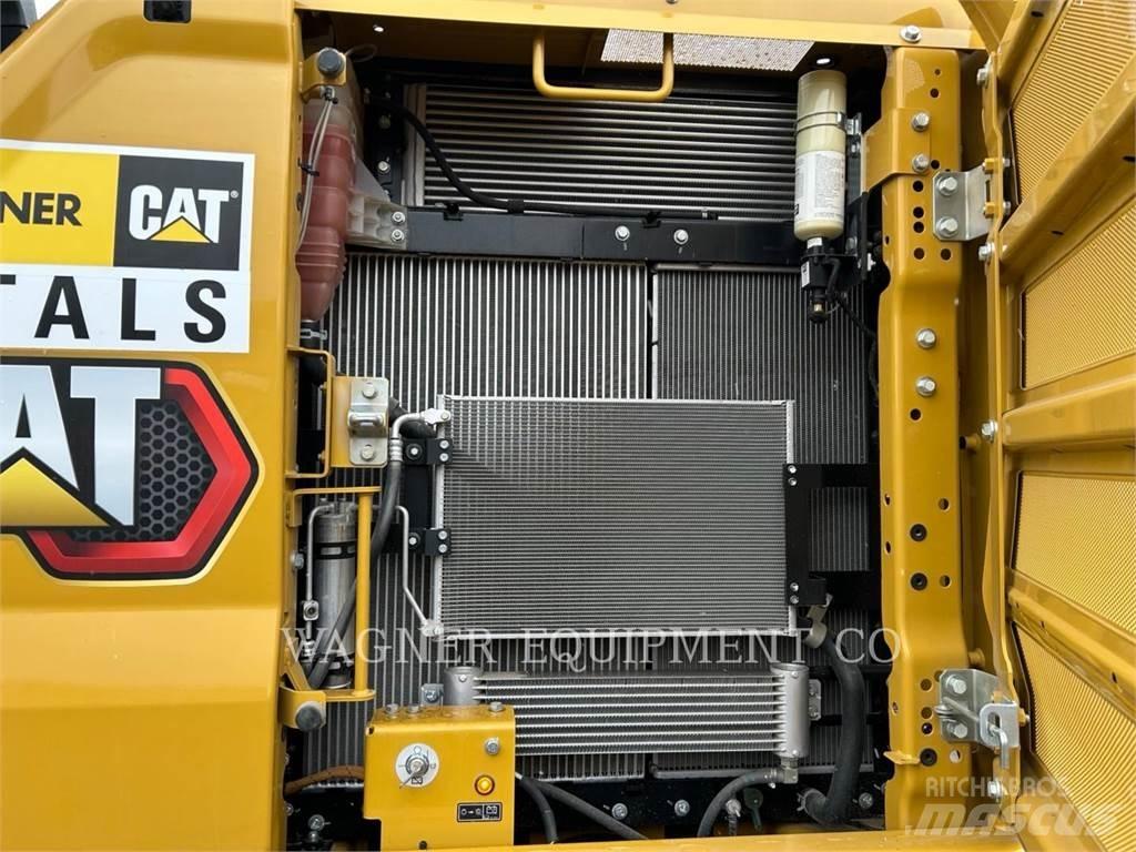 CAT 323 Paletli ekskavatörler