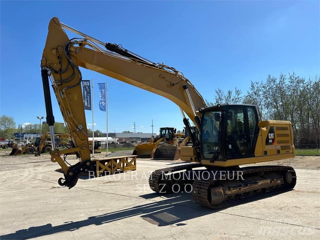CAT 323 Paletli ekskavatörler
