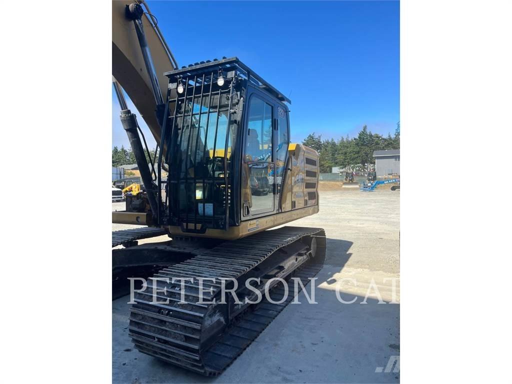 CAT 323 Paletli ekskavatörler
