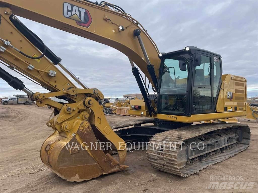 CAT 323 Paletli ekskavatörler