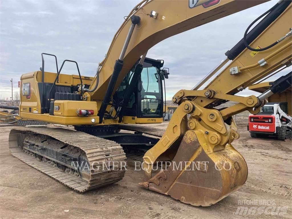 CAT 323 Paletli ekskavatörler