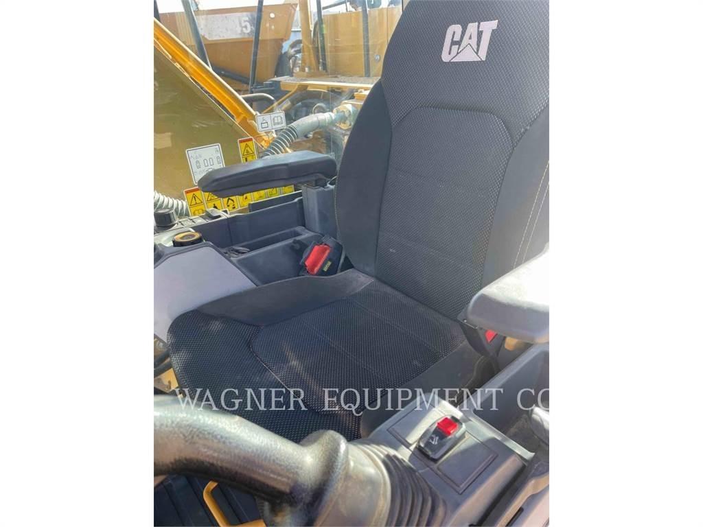 CAT 323 Paletli ekskavatörler