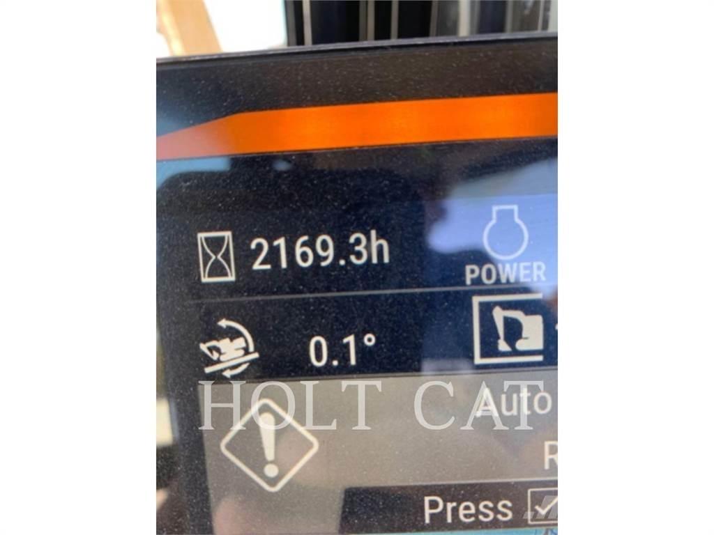 CAT 323 Paletli ekskavatörler