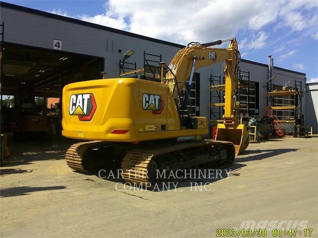 CAT 323-07 Paletli ekskavatörler