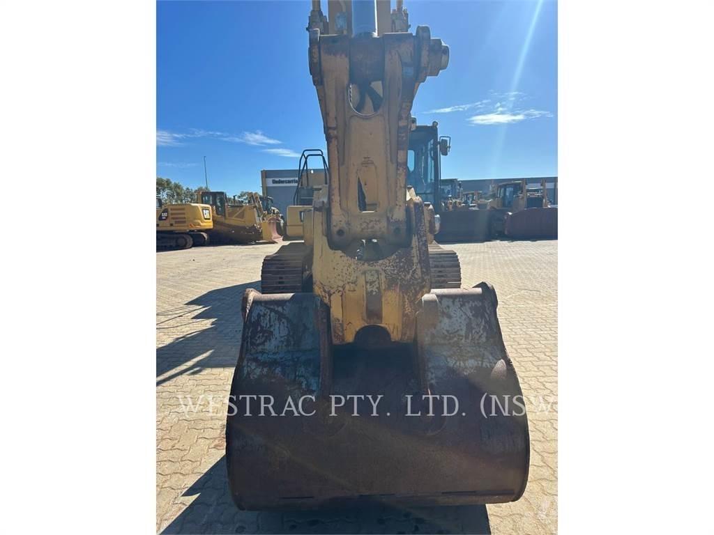 CAT 323-07 Paletli ekskavatörler