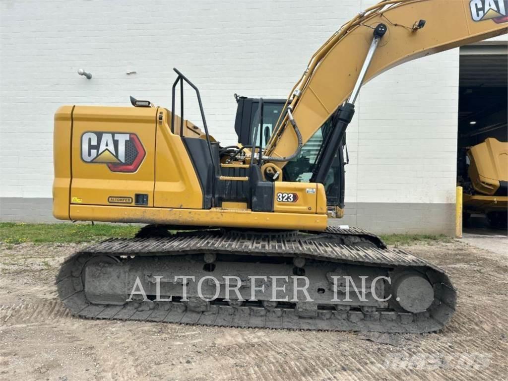 CAT 323-07 Paletli ekskavatörler