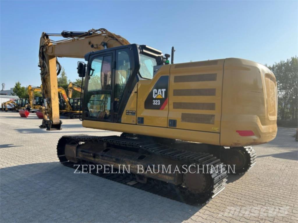 CAT 323-07B Paletli ekskavatörler