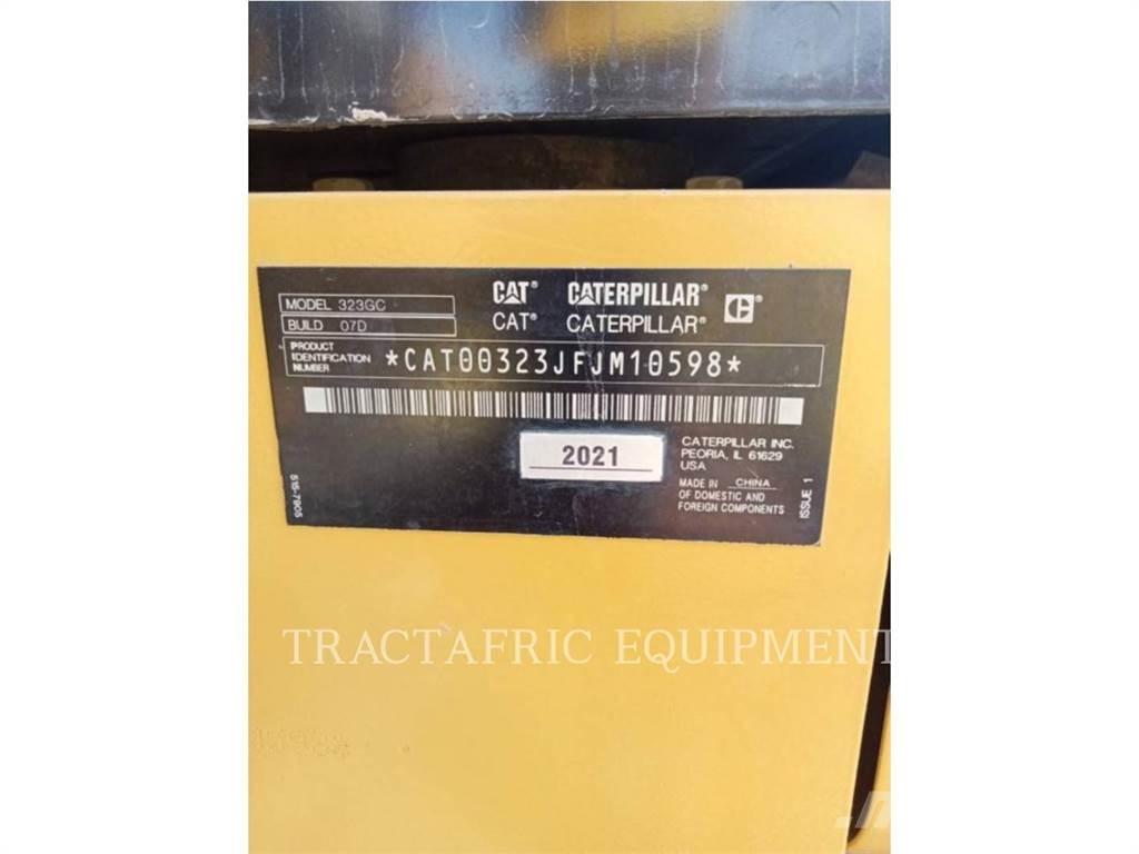 CAT 323-07GC Paletli ekskavatörler