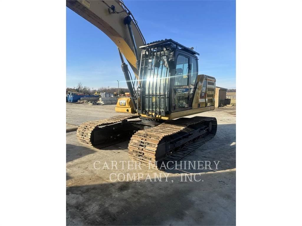 CAT 323 TC Paletli ekskavatörler