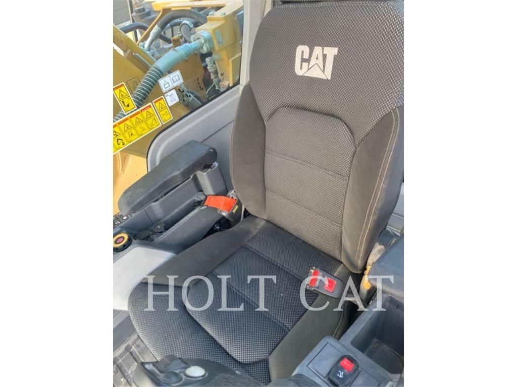 CAT 323 TC Paletli ekskavatörler