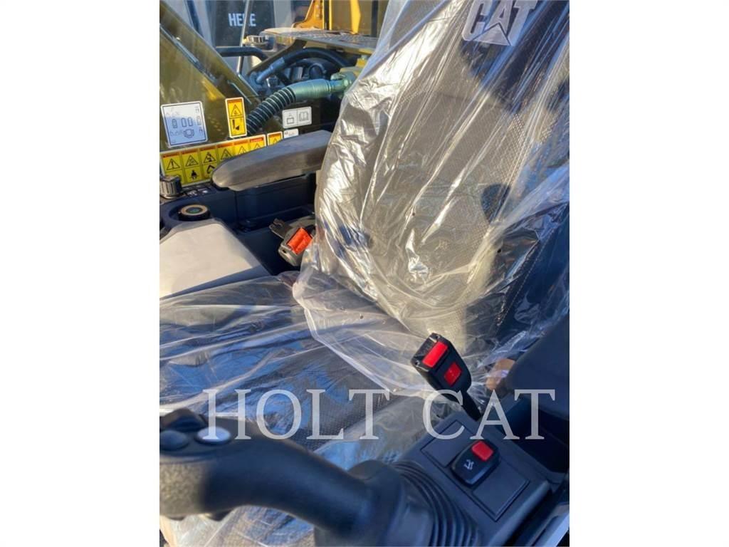 CAT 323 TC Paletli ekskavatörler
