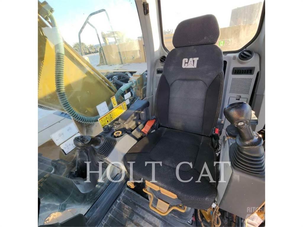 CAT 323 TC Paletli ekskavatörler