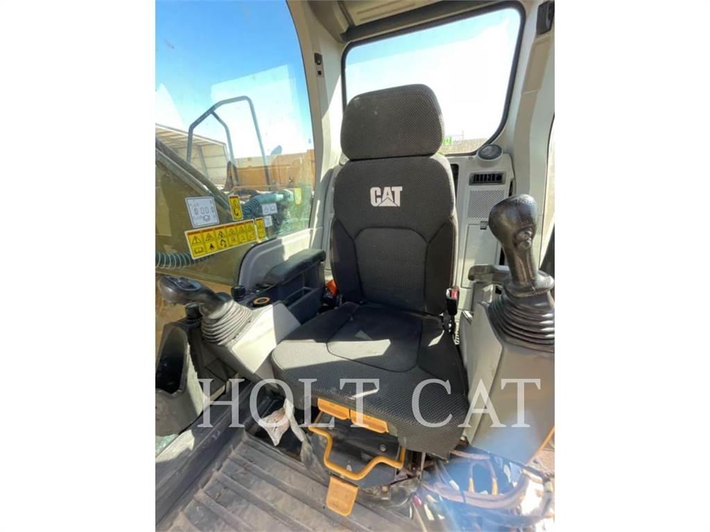 CAT 323 TC Paletli ekskavatörler