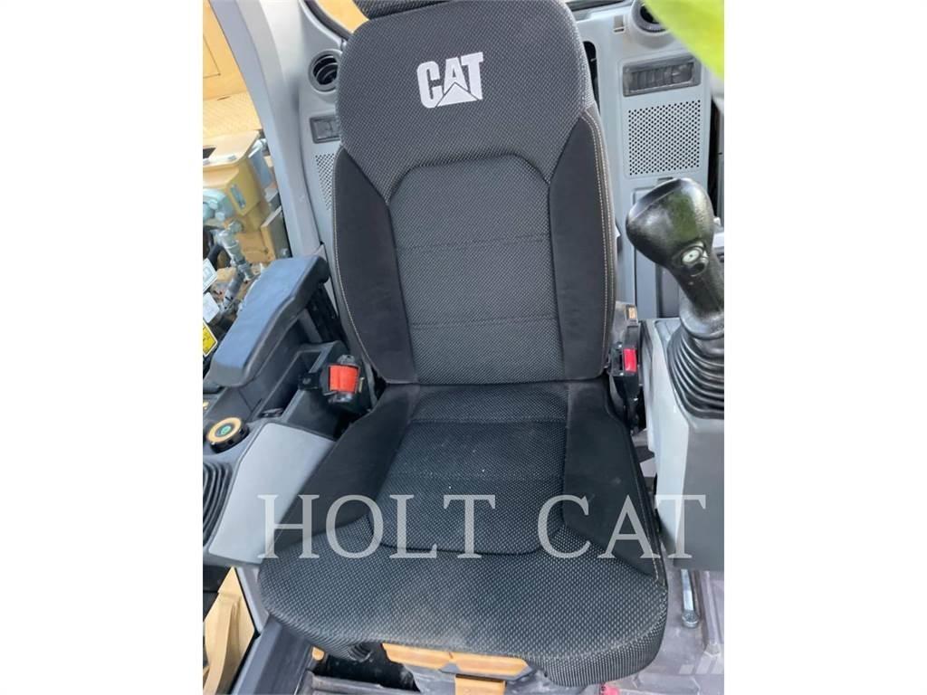 CAT 323 TC Paletli ekskavatörler