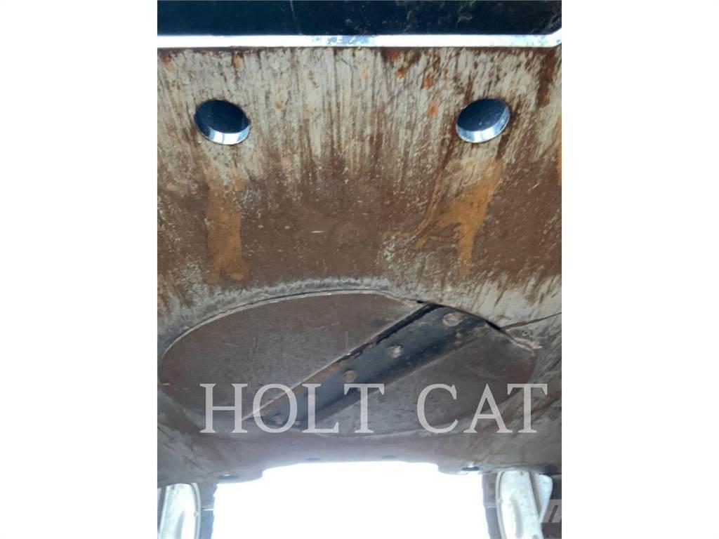 CAT 323 TC Paletli ekskavatörler