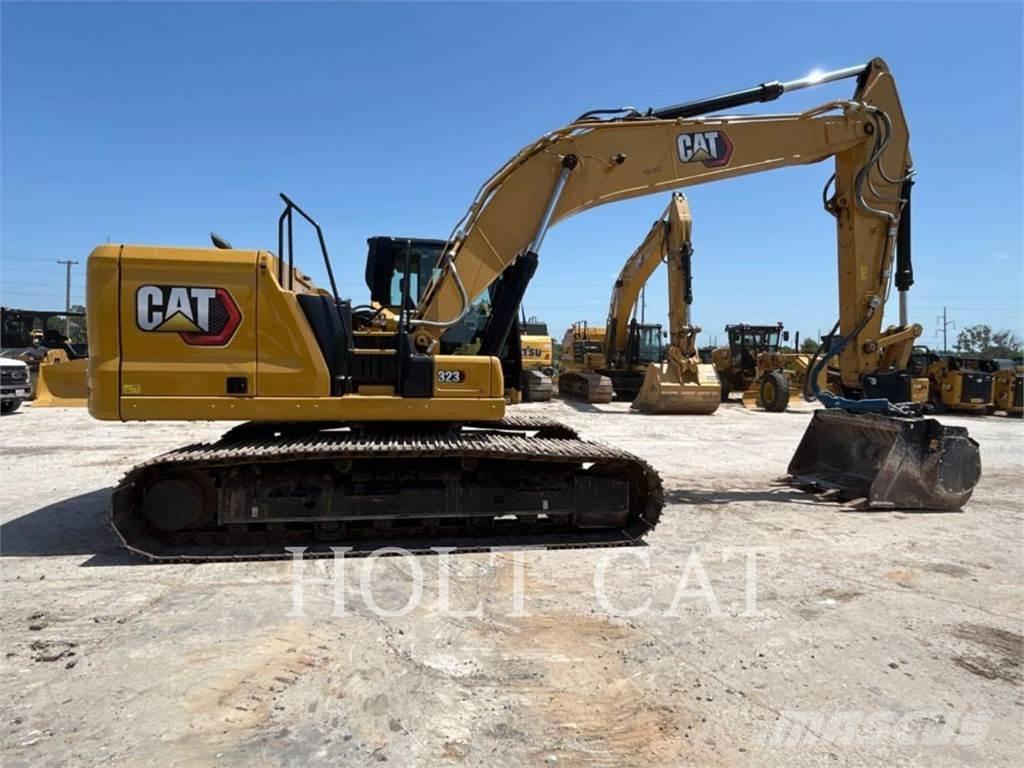 CAT 323 TC Paletli ekskavatörler