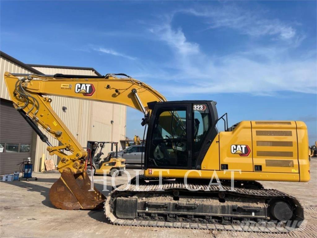 CAT 323 TC Paletli ekskavatörler