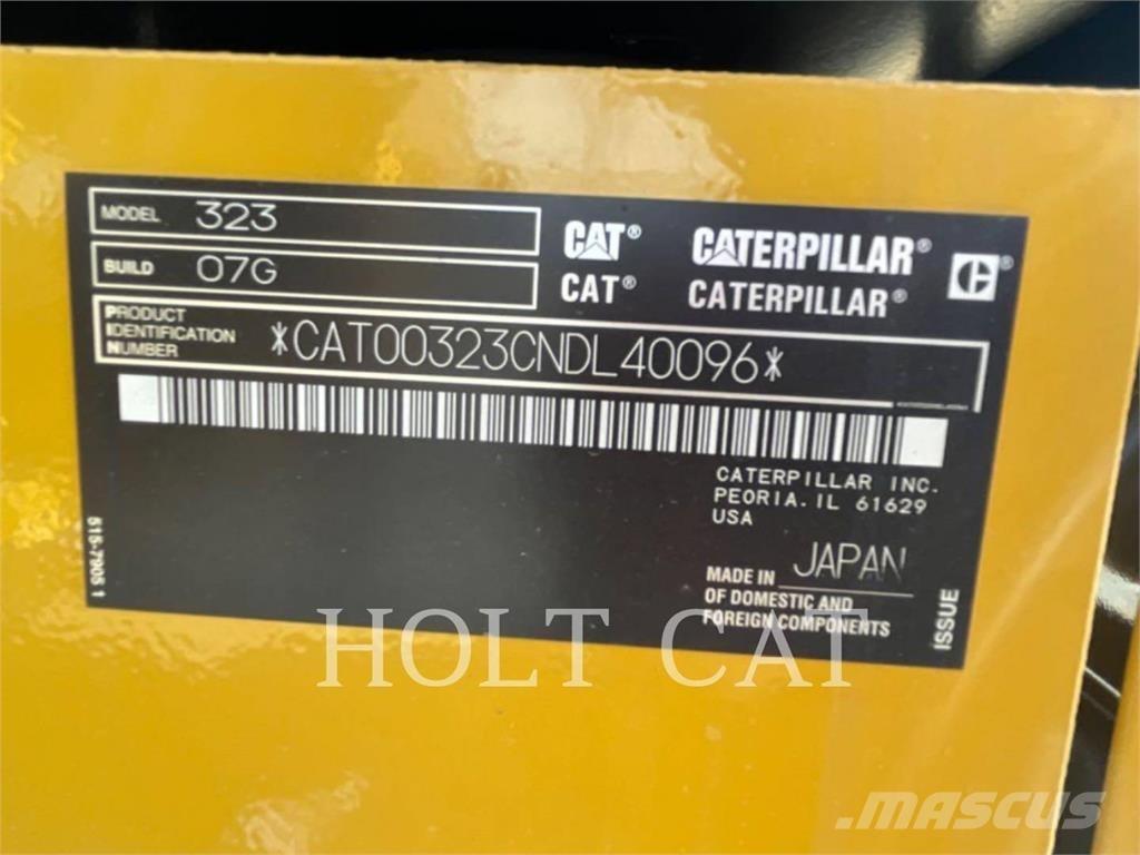 CAT 323 TC Paletli ekskavatörler