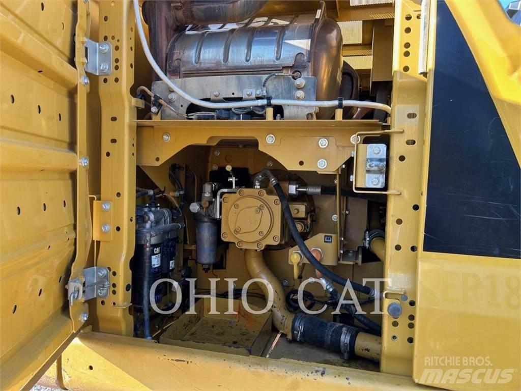 CAT 323 TCS Paletli ekskavatörler