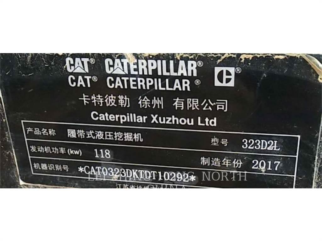 CAT 323D2L Paletli ekskavatörler
