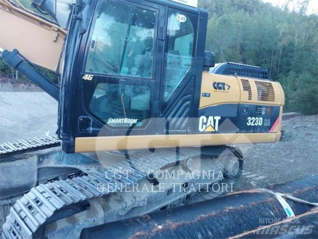 CAT 323DSA Paletli ekskavatörler