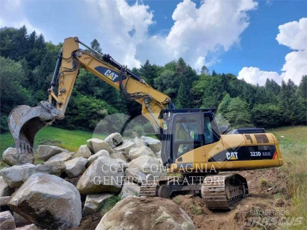 CAT 323DSA Paletli ekskavatörler