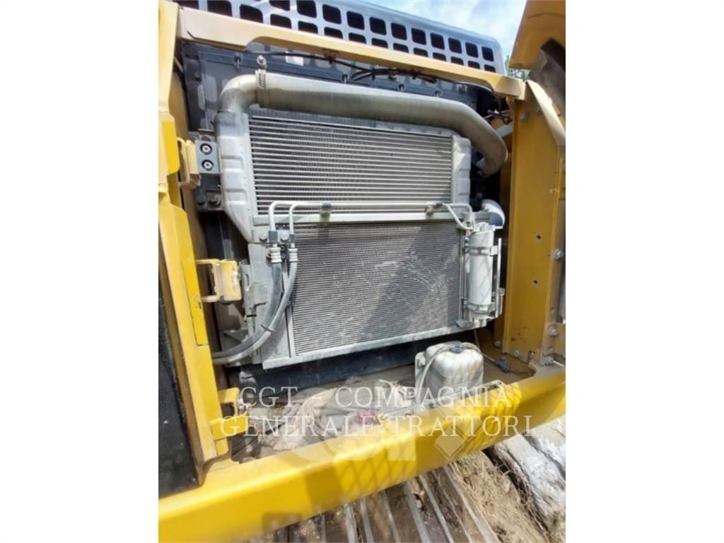 CAT 323DSA Paletli ekskavatörler