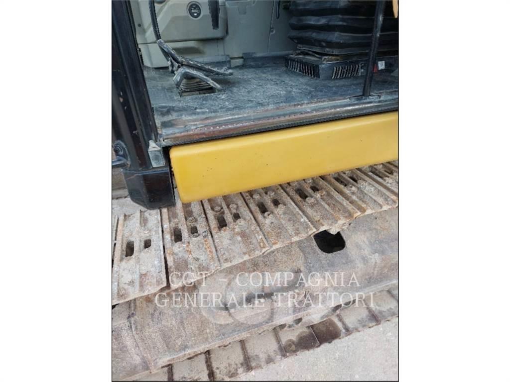 CAT 323E Paletli ekskavatörler