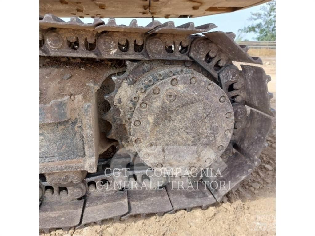 CAT 323F Paletli ekskavatörler