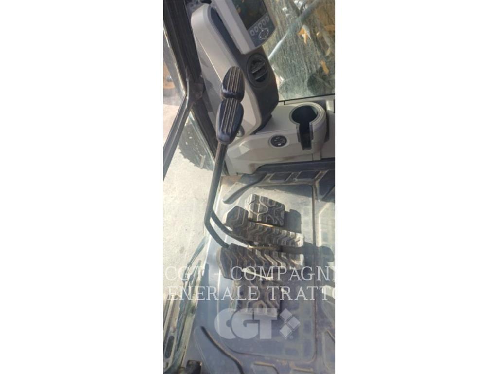 CAT 323F Paletli ekskavatörler