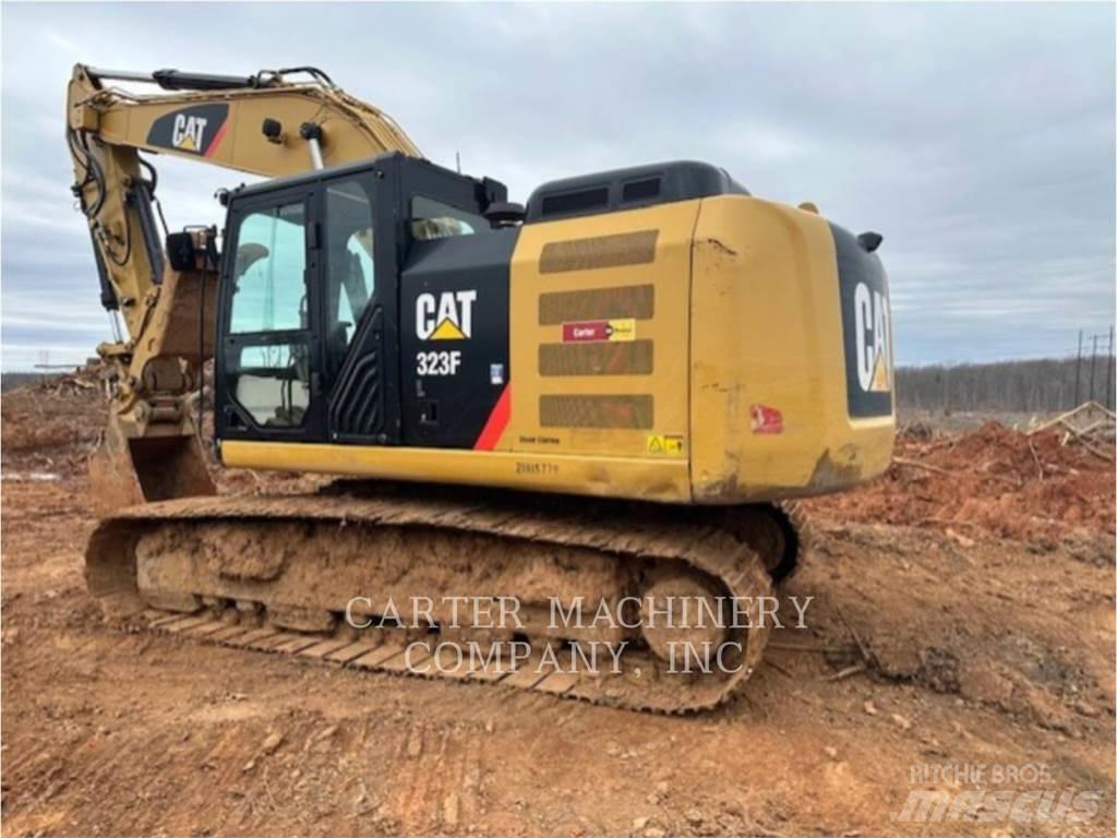 CAT 323FL Paletli ekskavatörler