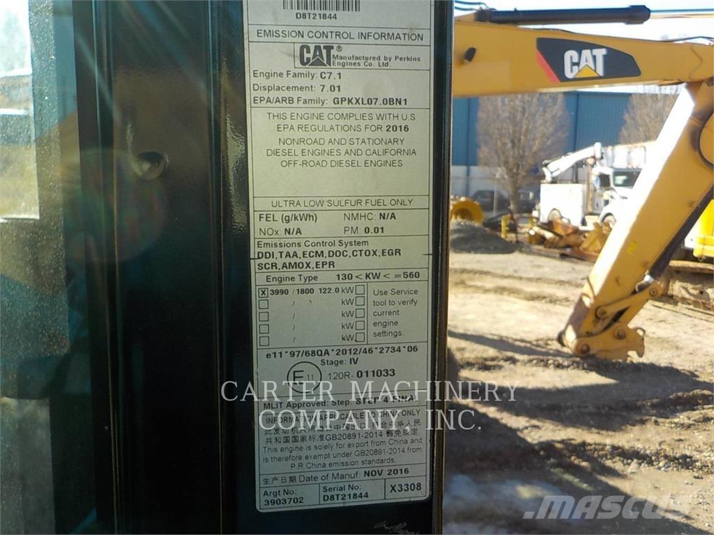 CAT 323FL Paletli ekskavatörler