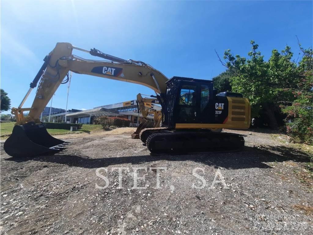 CAT 323FLN Paletli ekskavatörler