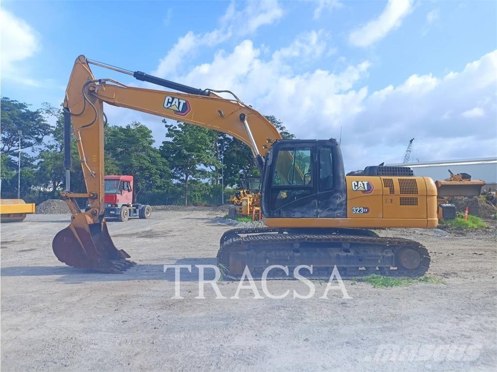 CAT 323GX Paletli ekskavatörler