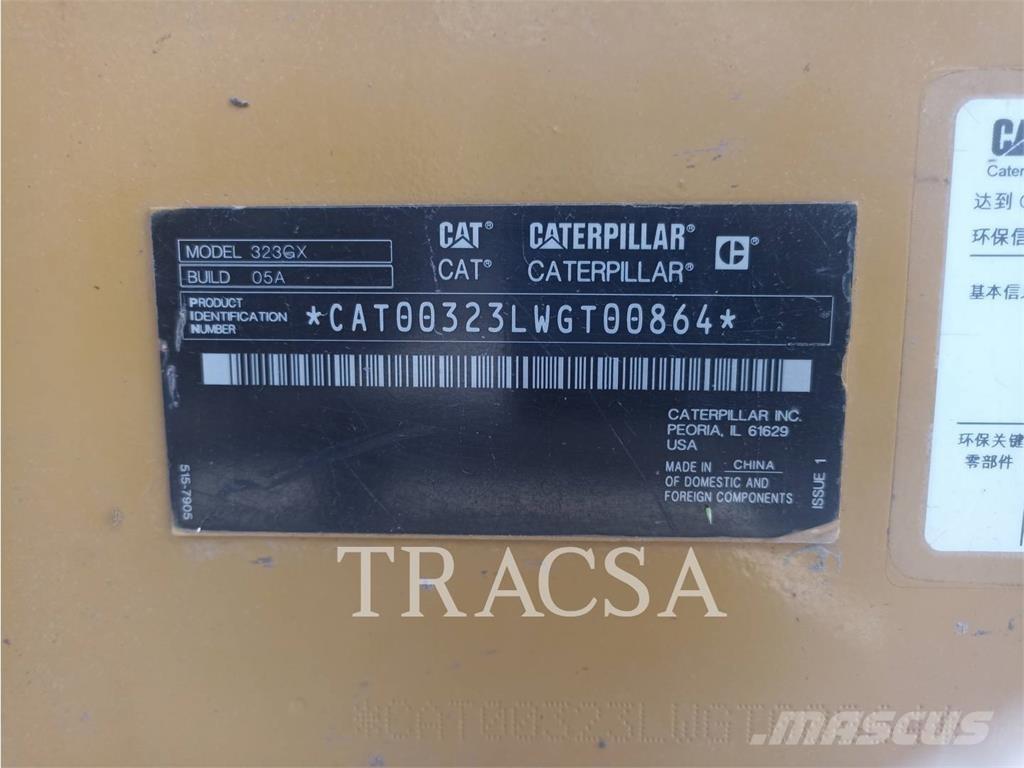 CAT 323GX Paletli ekskavatörler