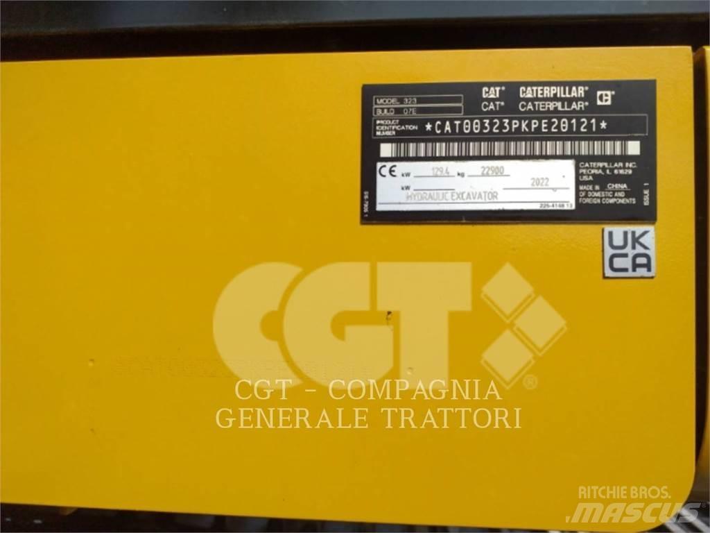 CAT 323LN Paletli ekskavatörler