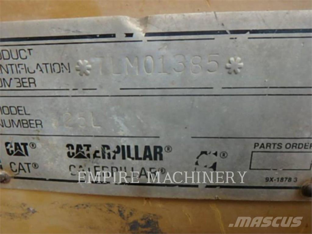 CAT 325 Paletli ekskavatörler