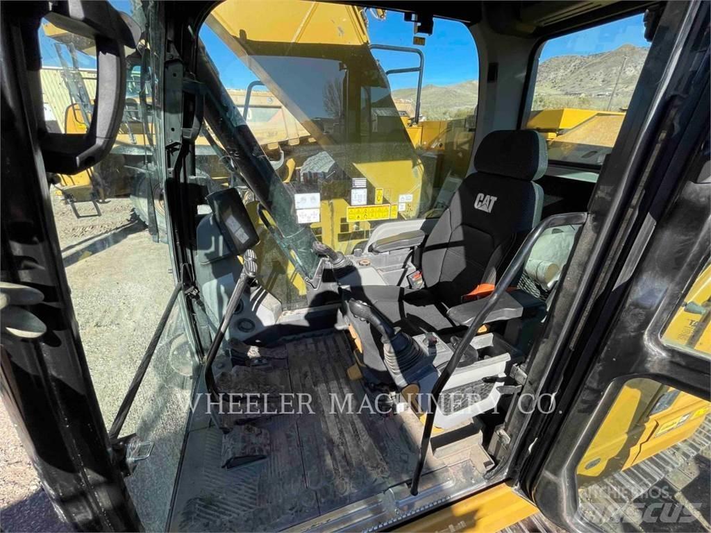 CAT 325 CF Paletli ekskavatörler