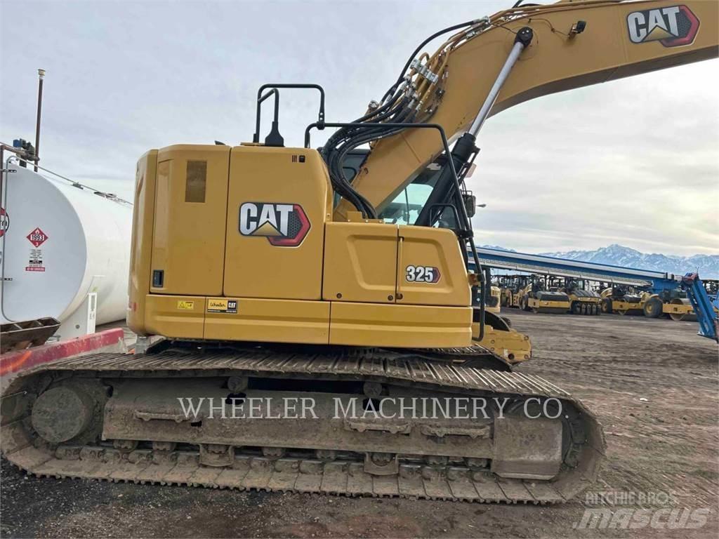 CAT 325 TH Paletli ekskavatörler
