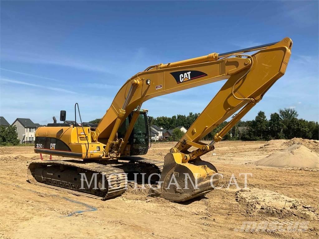 CAT 325CL Paletli ekskavatörler