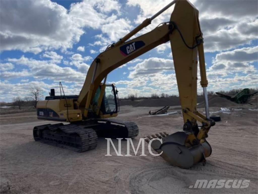 CAT 325DL Paletli ekskavatörler